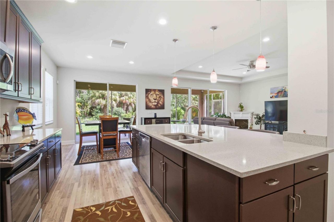 3721 70th Avenue E, Ellenton, FL 34222 Photo