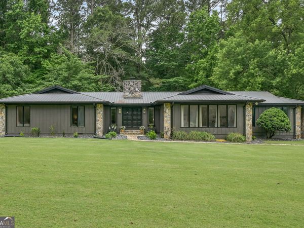 40 Round Lake Road, Griffin, GA 30224