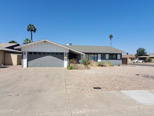 4404 S RITA Lane, Tempe, AZ 85282
