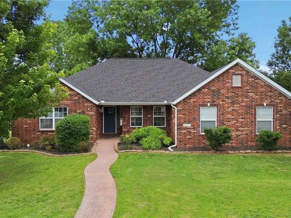 3813 SW Mason Road, Bentonville, AR 72713