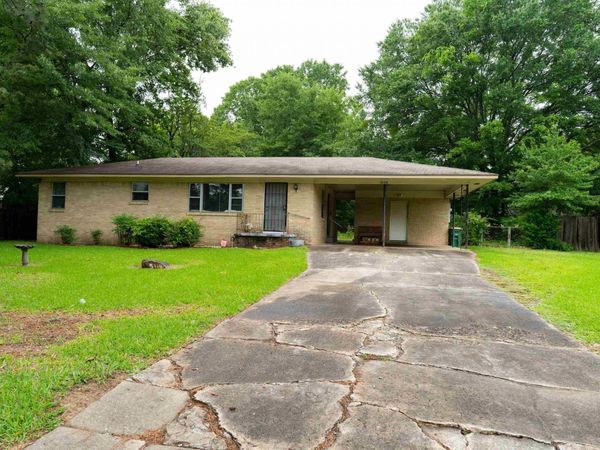 5114 Loetscher Lane, Little Rock, AR 72209
