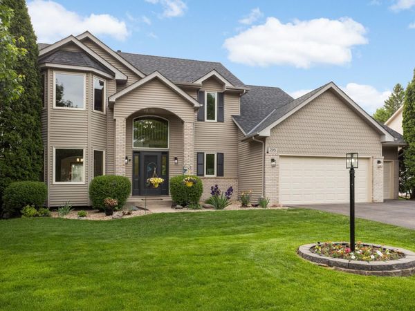 705 Granite Drive, Eagan, MN 55123