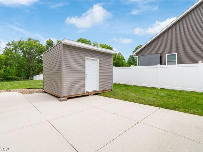 3097 Brumbaugh Street NW, Uniontown, OH 44720 Photo 34
