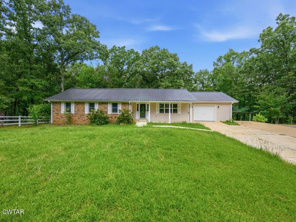 394 Oakgrove Road, Selmer, TN 38375