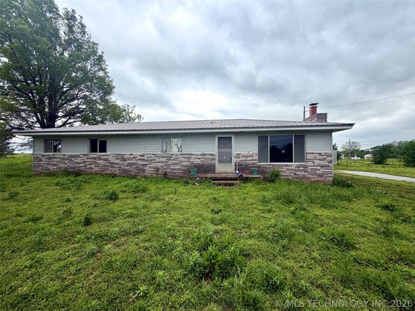 56601 E 150 Road , Fairland, OK 74343