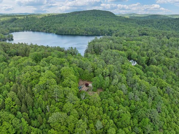 69 Ledge Road, Croydon, NH 03773