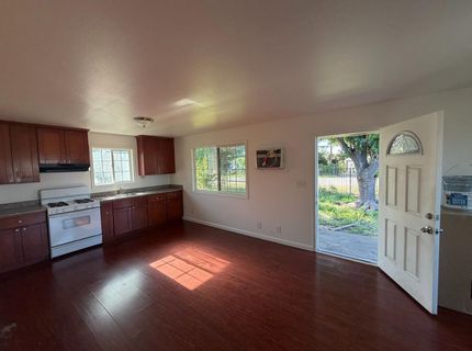 966 Myrna Ave, Olivehurst, CA 95961 Photo
