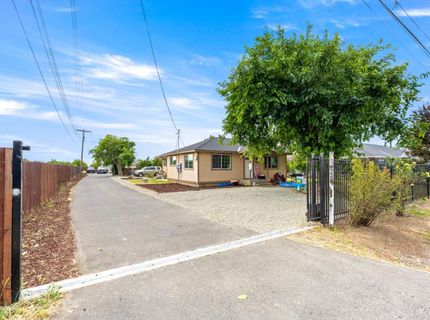 966 Myrna Ave, Olivehurst, CA 95961 Photo
