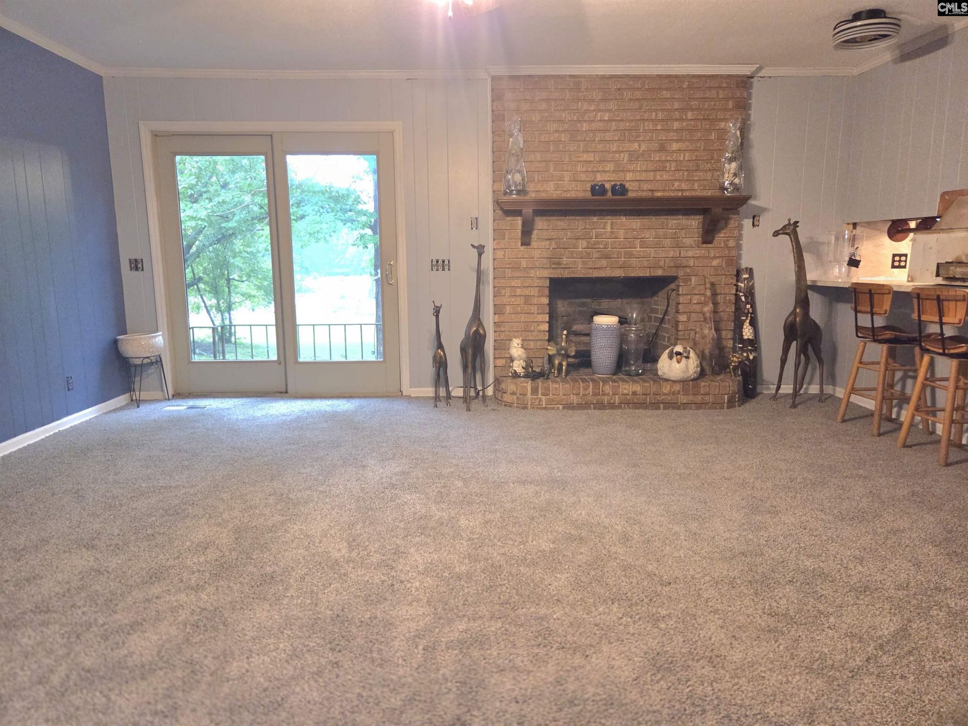 810 Camelia Street  Photo 7