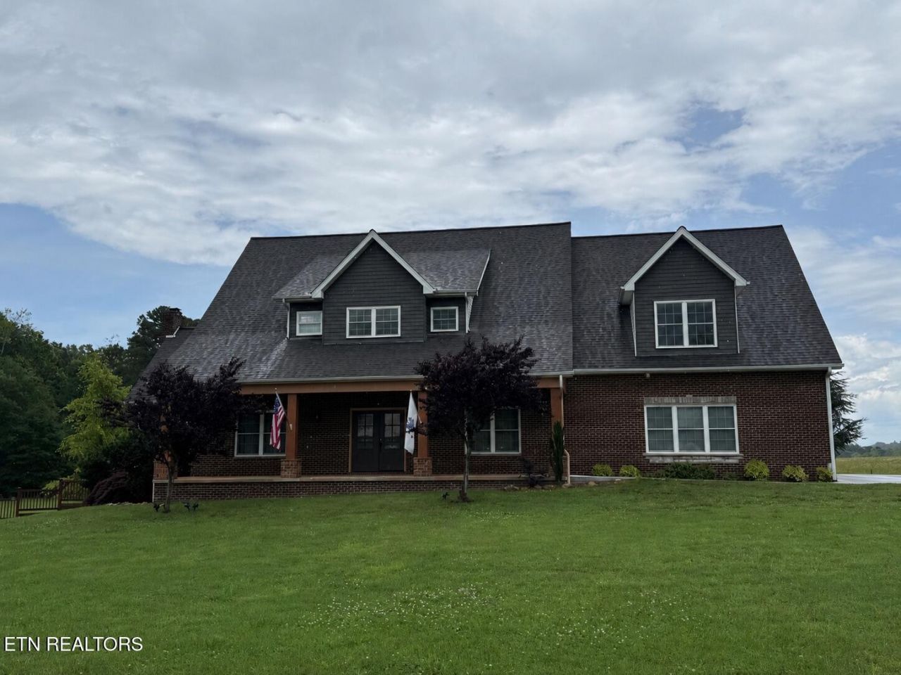 3068 Beecarter Rd, Dandridge, TN 37725 Main Photo