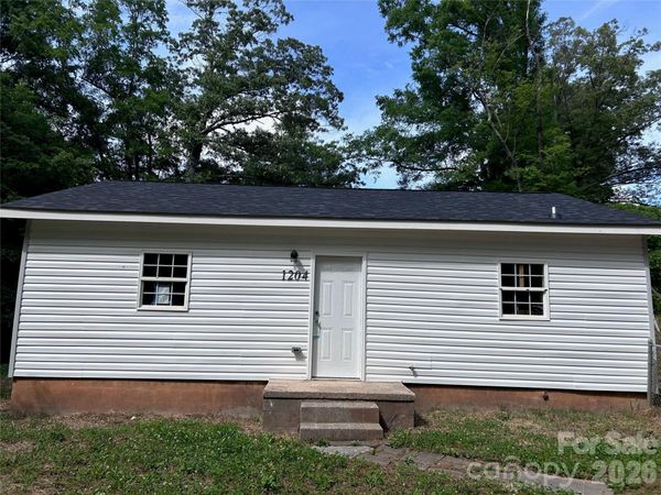 1204 Iva Avenue , Gastonia, NC 28052