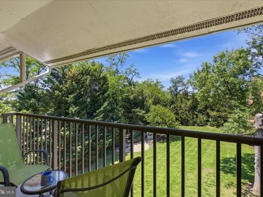 3334 SPRING LANE, Unit B-46, FALLS CHURCH, VA 22041