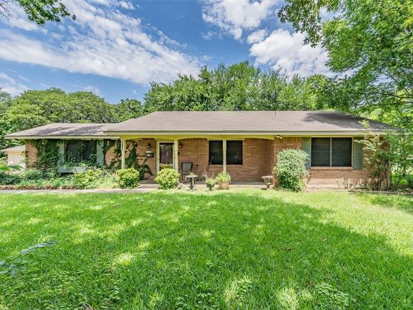 202 Mathis Street, Seagoville, TX 75159