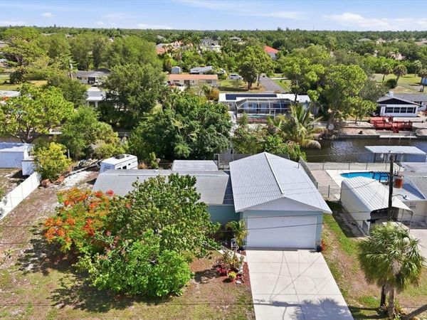 852 E 6TH STREET , ENGLEWOOD, FL 34223