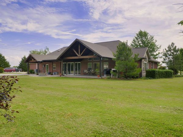 12261 S Highway 125 , Miami, OK 74354