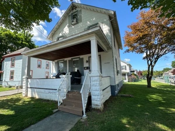 17 N Lincoln Ave, Washington, NJ 07882