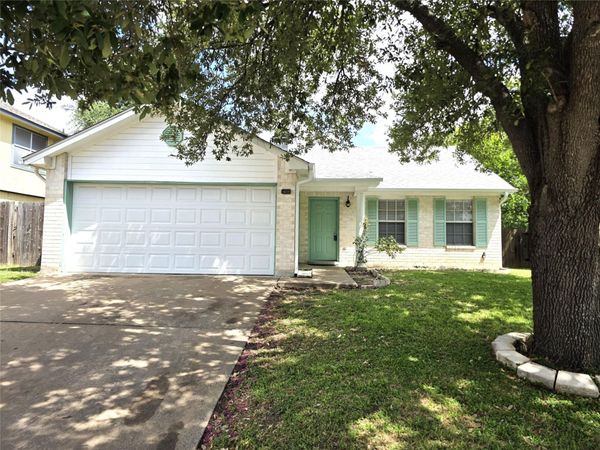 1600 Hollow Tree BLVD, Round Rock, TX 78681