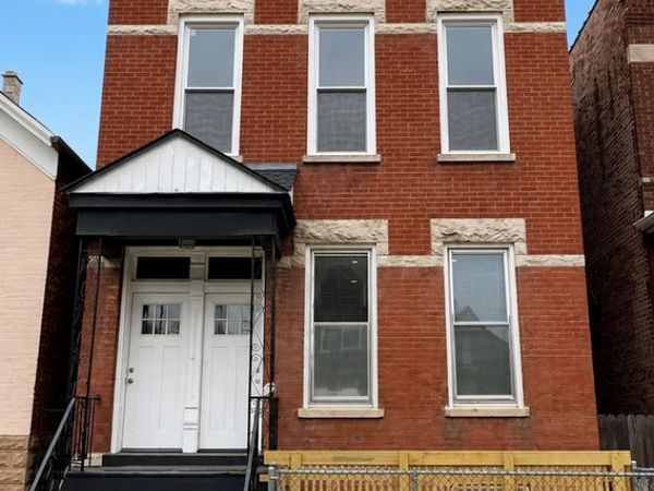 3621 S Winchester Avenue, Unit 2F, Chicago, IL 60609
