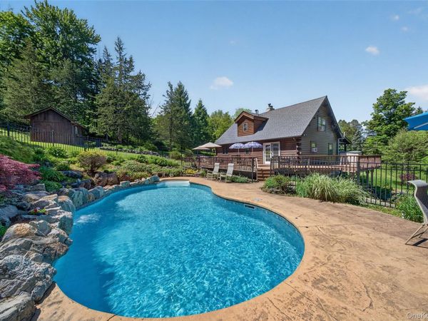 222 Bellvale Lakes Road, Warwick, NY 10990
