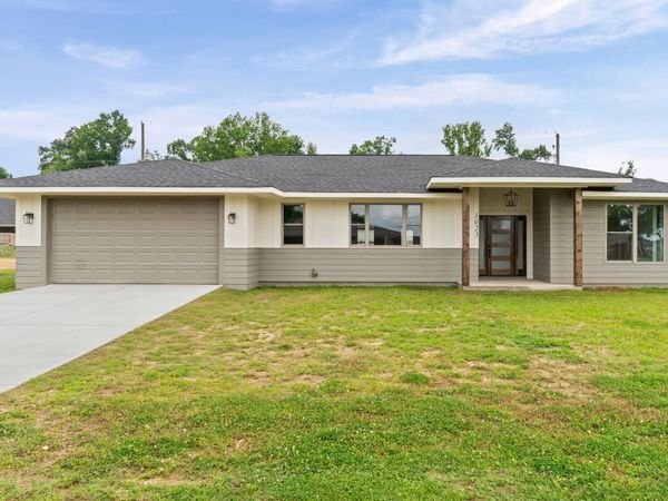 1023 E Languille Avenue, Wynne, AR 72396