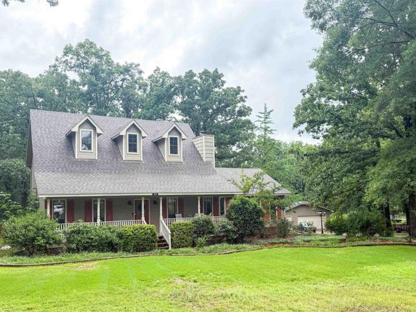 5711 Red Bud Lane, Little Rock, AR 72210