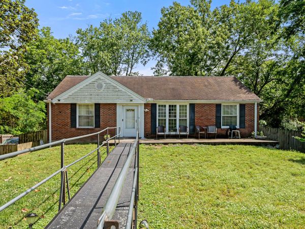 2402 Pafford Dr, Nashville, TN 37206