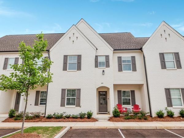 646 Cottage Grove Circle, Oxford, MS 38655