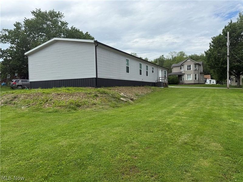 511 Jefferson Street, Salineville, OH 43945 Photo 3