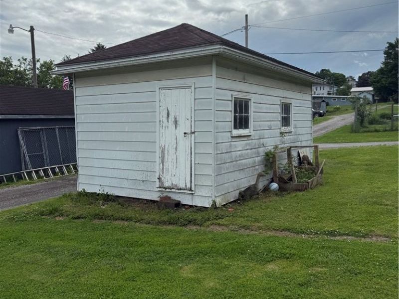 511 Jefferson Street, Salineville, OH 43945 Photo 7