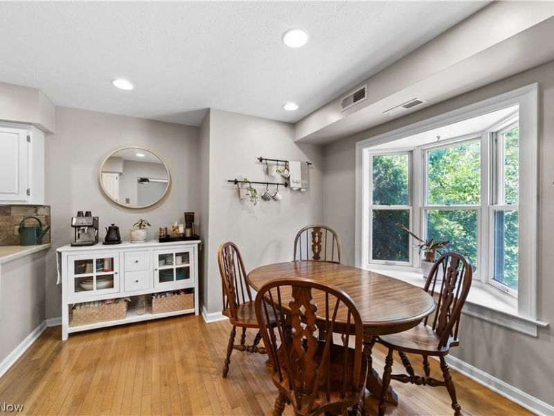 3349 E Monmouth Road, Cleveland Heights, OH 44118 Photo 13