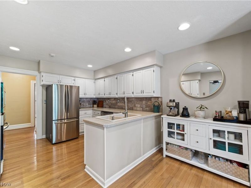 3349 E Monmouth Road, Cleveland Heights, OH 44118 Photo 14