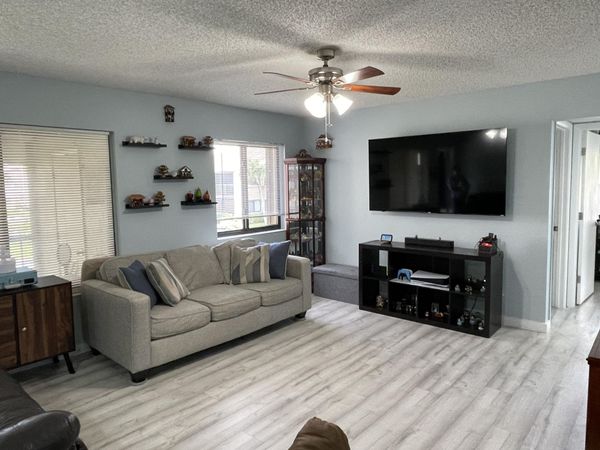 536 Shady Pine Way, Unit A2, Greenacres, FL 33415