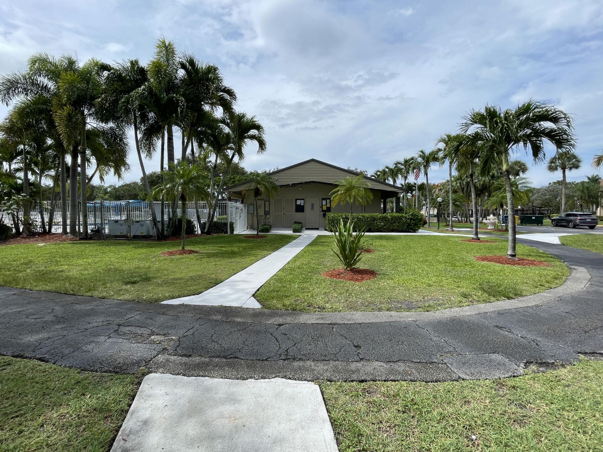 536 Shady Pine Way, Unit A2, Greenacres, FL 33415 Photo
