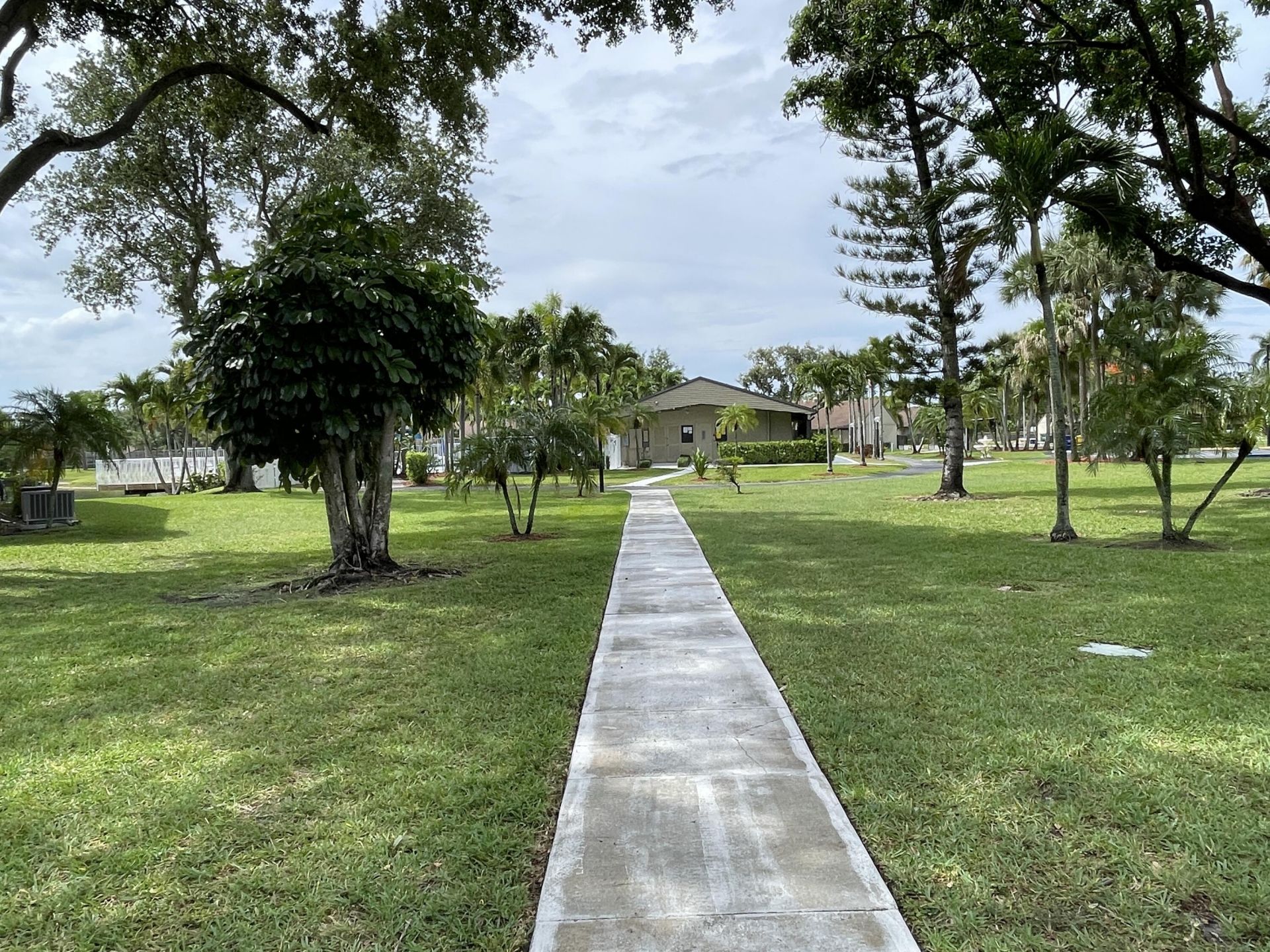 536 Shady Pine Way, Unit A2, Greenacres, FL 33415 Photo
