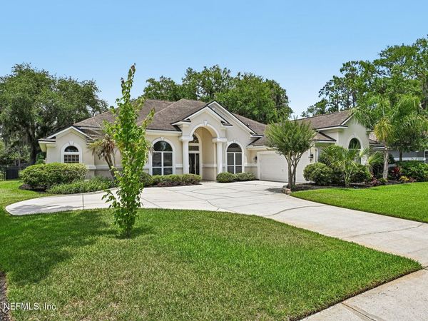1452 COURSE VIEW Drive, Fleming Island, FL 32003