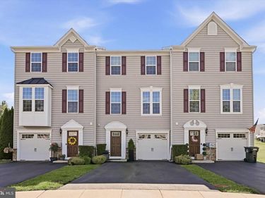 1840 HONEYSUCKLE COURT, DOWNINGTOWN, PA 19335