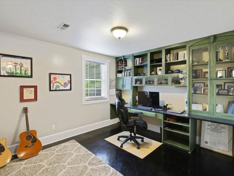Property Image 32