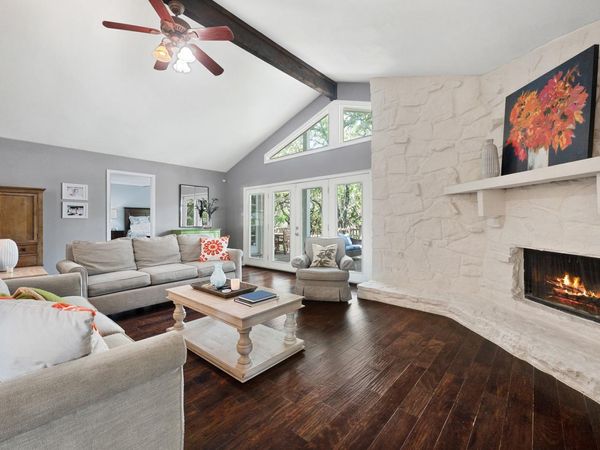 1211 Falcon Ledge DR, Austin, TX 78746