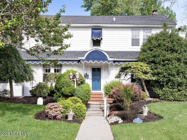 21 Westra Street, Interlaken, NJ 07712