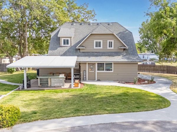 621 S Borchers Lane, Caldwell, ID 83605