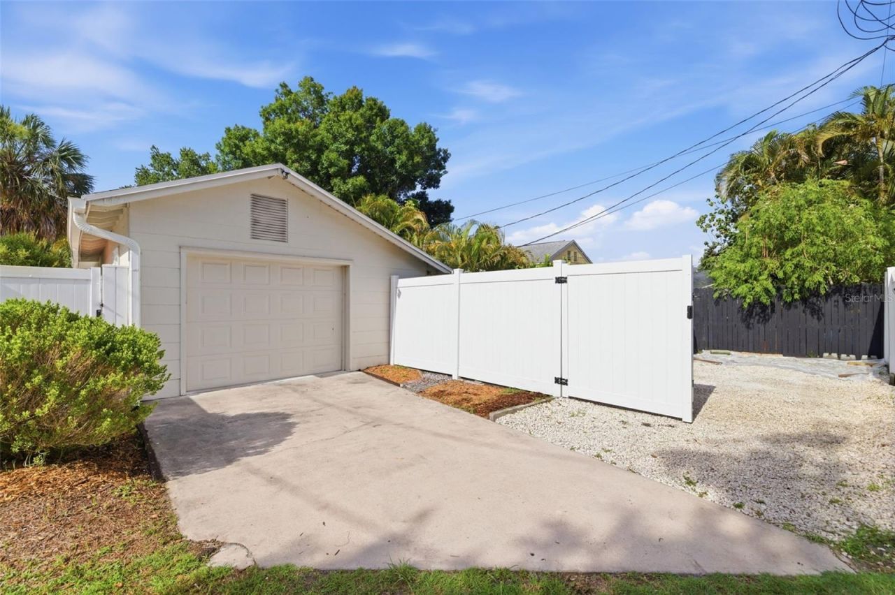 1421 21st Avenue N, Saint Petersburg, FL 33704 Photo