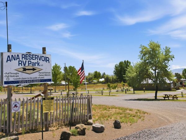 84594 Carlon Road, Summer Lake, OR 97640