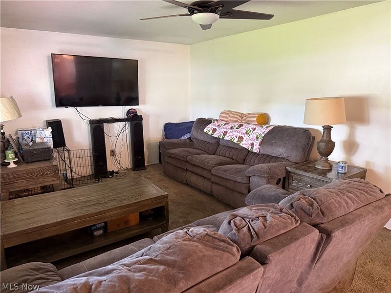 6447 Sandfield Drive, Brook Park, OH 44142 Photo 4