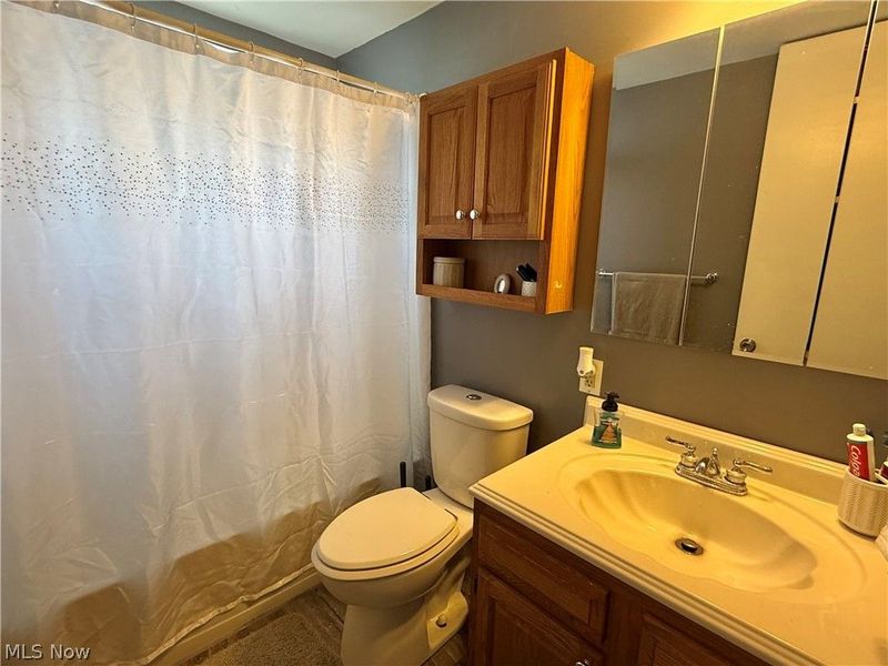 6447 Sandfield Drive, Brook Park, OH 44142 Photo 8