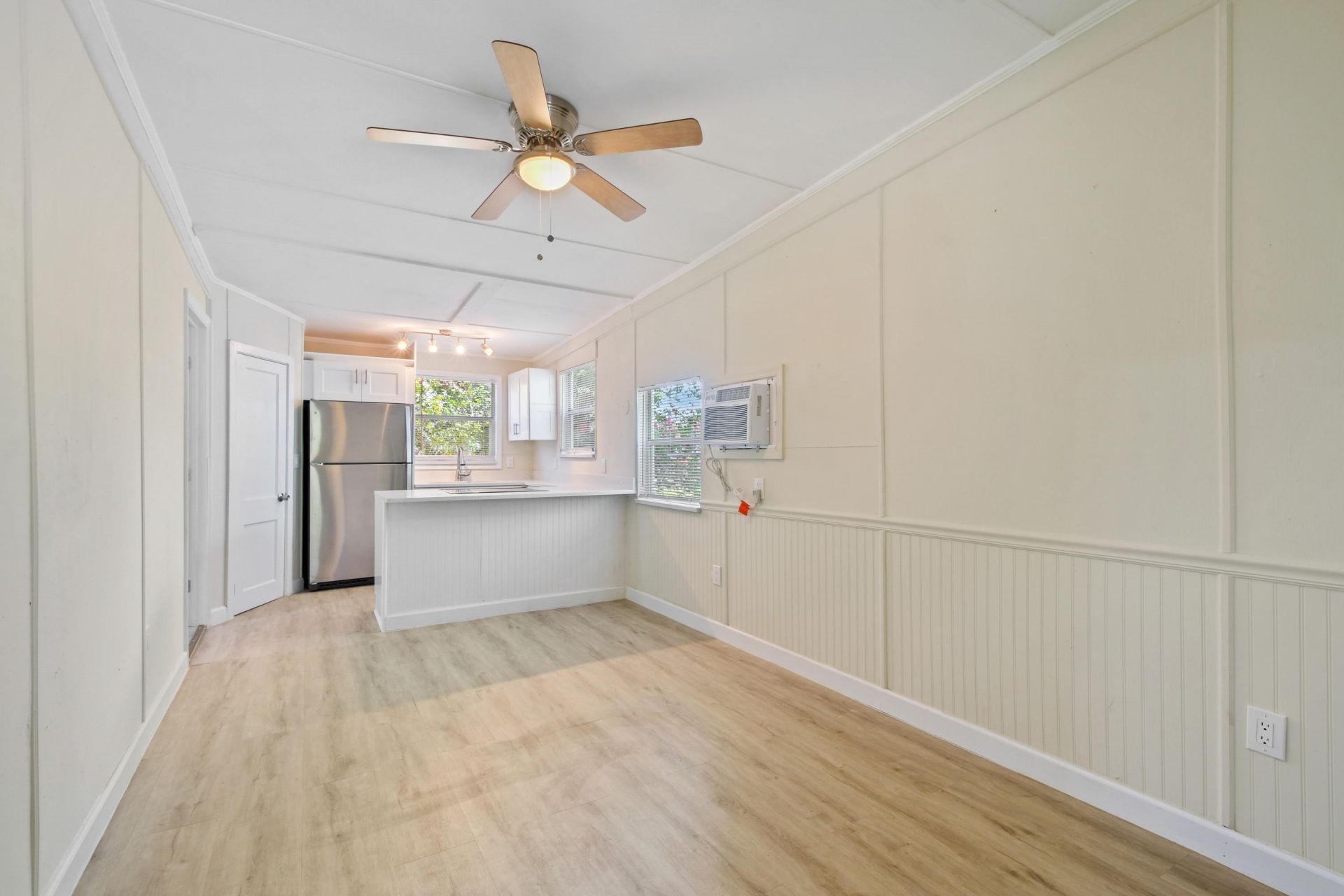 627 Bunker Road, West Palm Beach, FL 33405 Photo