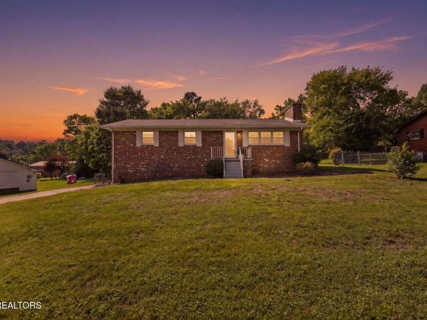 1025 Lancewood Drive , Knoxville, TN 37920