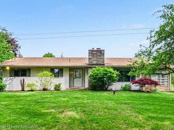 791 Kline Road, Oakland Twp, MI 48363