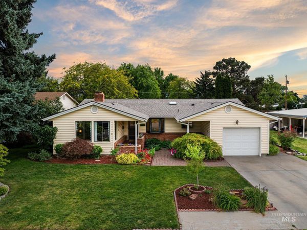 6511 W Holiday Dr, Boise, ID 83709