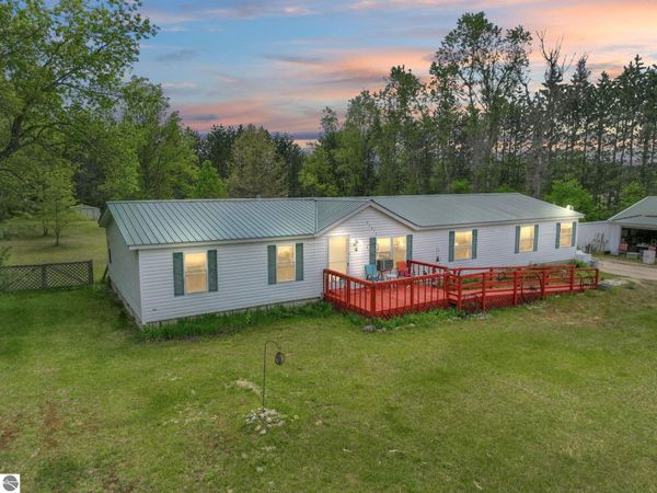 21513 23 Mile Road, Tustin, MI 00000