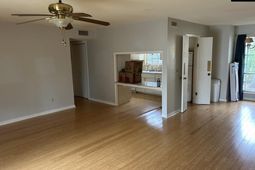 3600 Chateau Drive  photo 4